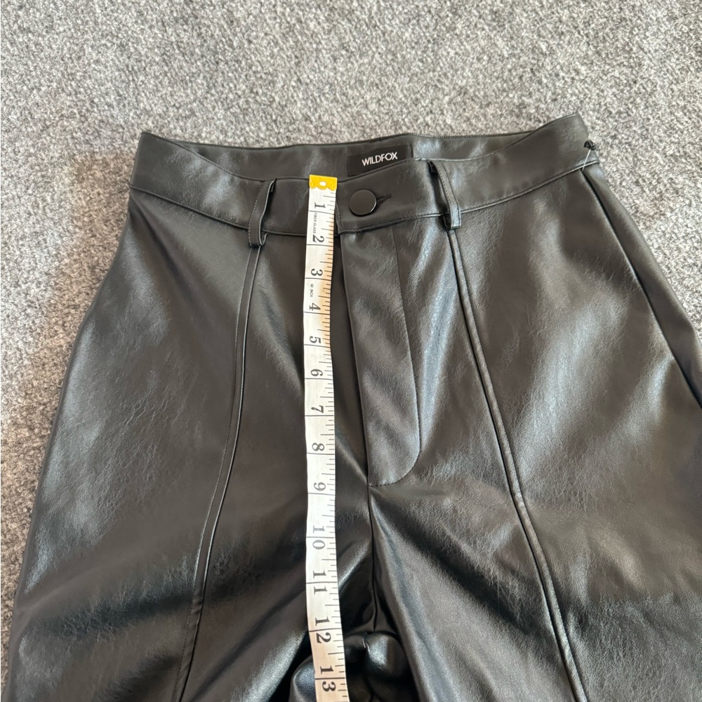 Wildfox Women’s Faux Leather Slit Hem Straight Leg Pants Size‎ Small - Picture 9 of 16